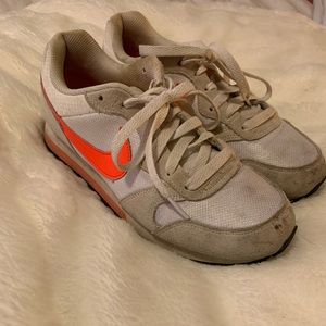 Nike fashion sneakers (good walking shoes)